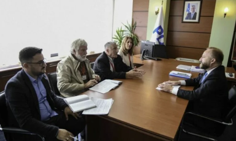 SASK demande à AAKA PDK de voter le projet de loi sur les régimes de retraite financés par l'État