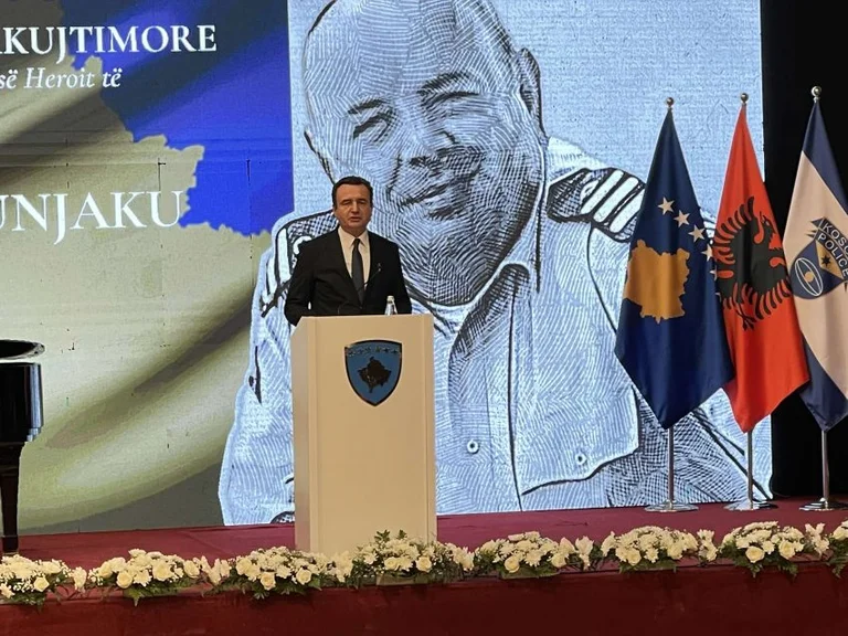 Kurti: Los terroristas serbios mataron al Sargento África Bulnjak, el papel de Serbia anexaba parte de nuestro territorio