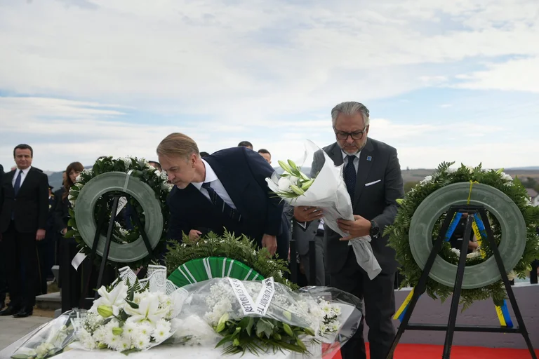 Der EU-Chef würdigt Afrikas Bunjak Grab: Folgen Sie den Autoren des Angriffs in Banjska