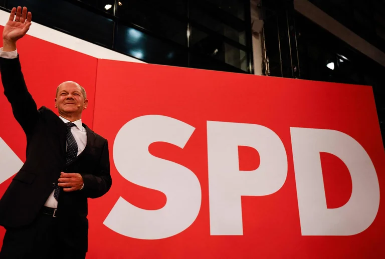 Le SPD de Scholz remporte des élections alors que l'extrême droite continue de croître