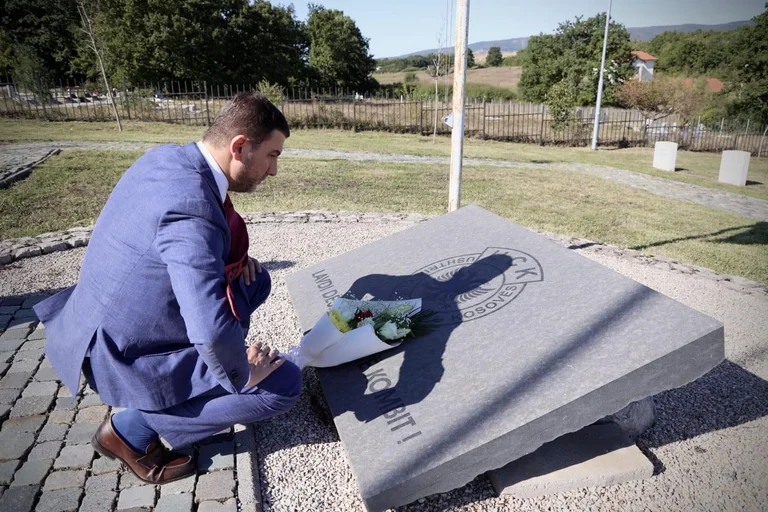 Krasniqi: Pour Fehmi et Jeva Laddrovz, la liberté était plus chère que la vie