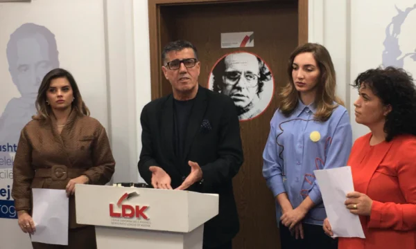 Le LDK accuse le maire de mettre en place un concours : les députés VV inclus