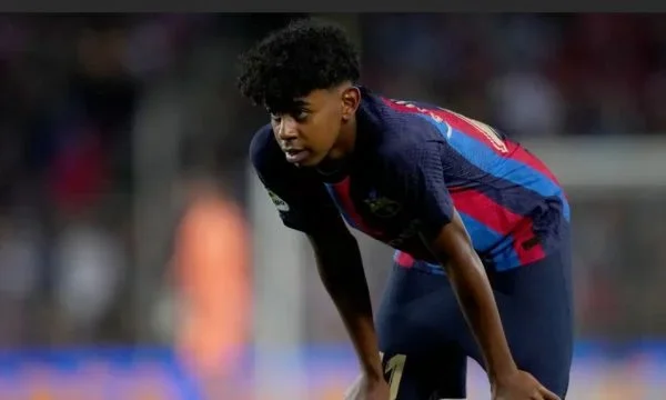 15-vjeçari synon rekorde të tjera, të shkojë rrugës së Messi