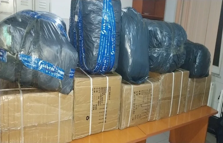 Smuggling with goods on Kosovo-North Macedonian border is prevented, clothing seized