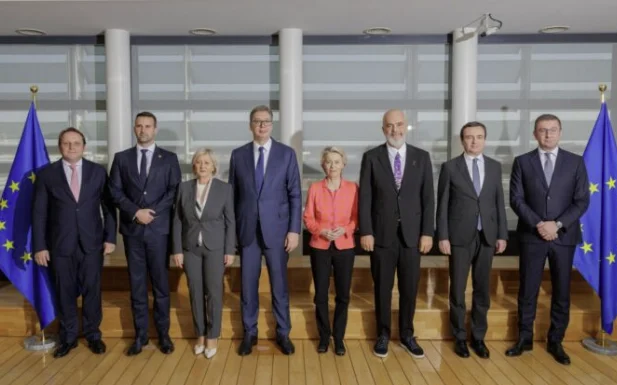 Von der Leyen beherbergt die Führer der westlichen Balkanstaaten und Kurti mit Vucinj.