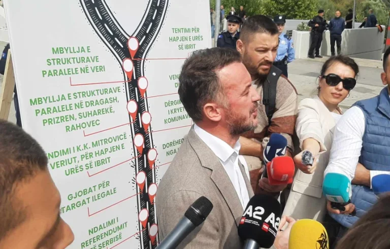 Mollyqa: Selon les critères VV, Svechla Kurt sont les collaborateurs de Vuciki