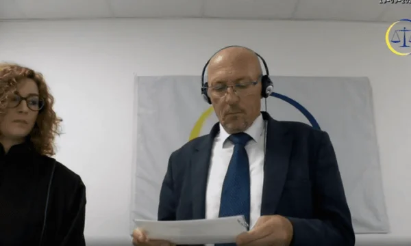 À sa demande, les garanties sont levées du témoin Halim Berisha en tant que suspect SPS.