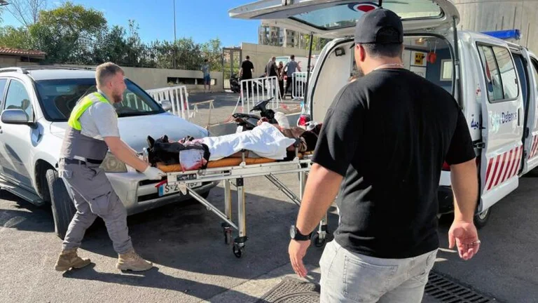 Les radios de Dieu de Hezbo éclatent, des milliers de blessés
