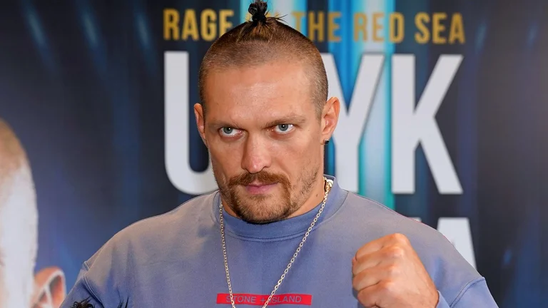 Oleksander Ussyk champion de boxe arrêté