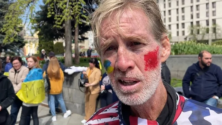 L'attaque présumée contre Trump a été cachée pendant 12 heures dans les buissons.