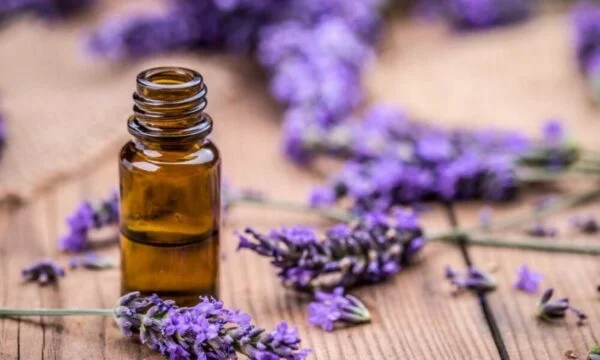 Il faut savoir, voici des remèdes naturels pour les maux de tête en automne