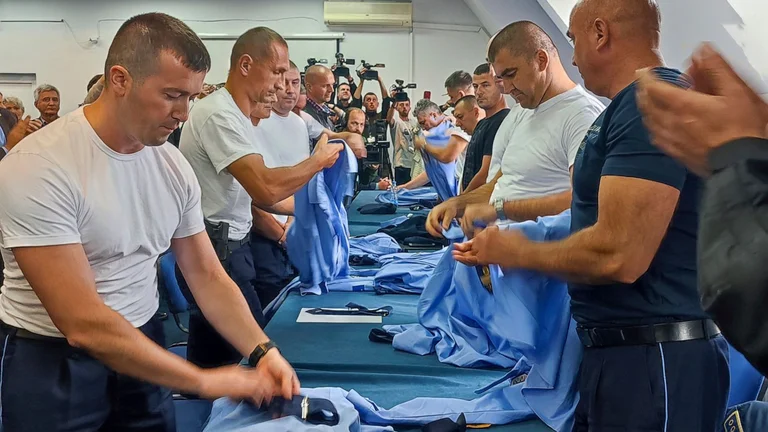 MPB sllahut kommentiert Vucic's request für (resulting) Serben to Kosovo Police