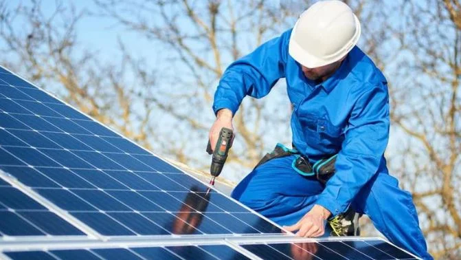 Quinze jours pour appliquer l'installation de systèmes solaires
