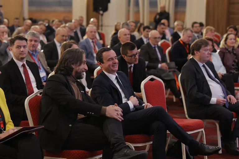 La municipalité de Pristina accuse le gouvernement Kurti d'avoir endommagé 28,5 millions d'euros l'an dernier