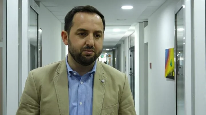Korenica i VV-së: Nuk kisha nejtë në Kosovë me 500 euro, kisha kërku me dalë jashtë