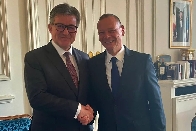 Lajcak trifft Bonnie in Paris, spricht über Kosovo- Serbien