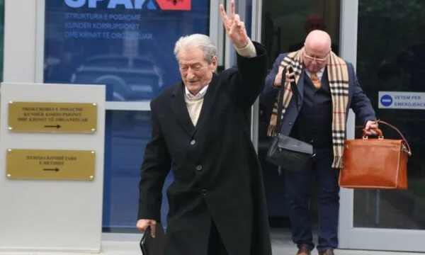¿Cuántos años de prisión corre Sali Berisha? Su Abogado responde
