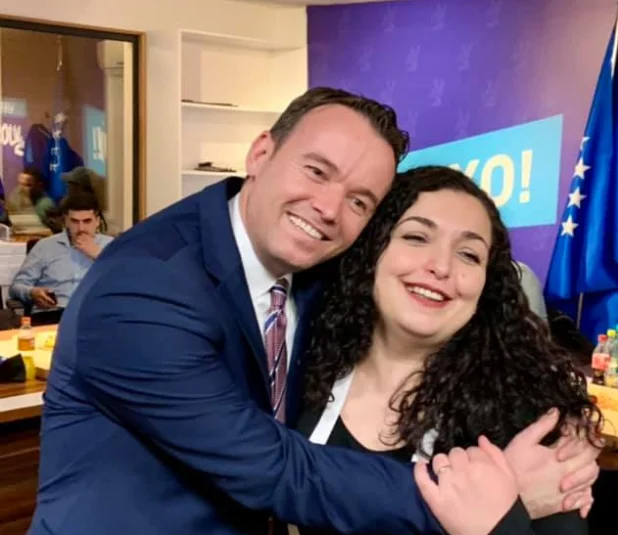 Peci breaks up with Vjosa Osman, takes her picture off the Facebook computer