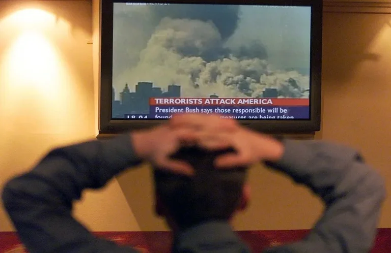 Il giorno in cui ha scioccato il mondo, immagini flash che hanno entusiasmato il pianeta dopo gli attacchi terroristici dell'11 settembre negli Stati Uniti