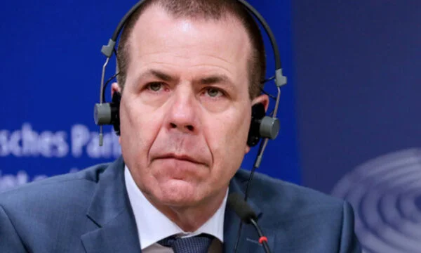 Eurodeputet: Only with changing political circumstances in the EU possible is a compromise for Kosovo