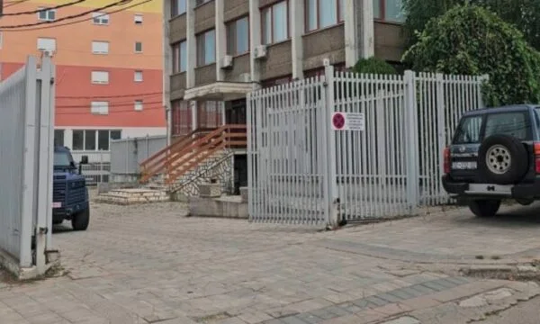 Police reportedly confiscated documentation from Serbian Bank safe in Leposavic