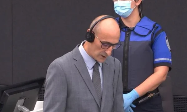 Calin Urteil, Spezielle ernannte Richter, aber nicht Sitzung