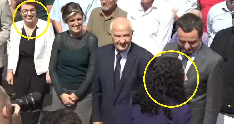 “Me kast, kast...”, Vjosa Osmani not greeted with Gervala at the (VIDEO) ceremony