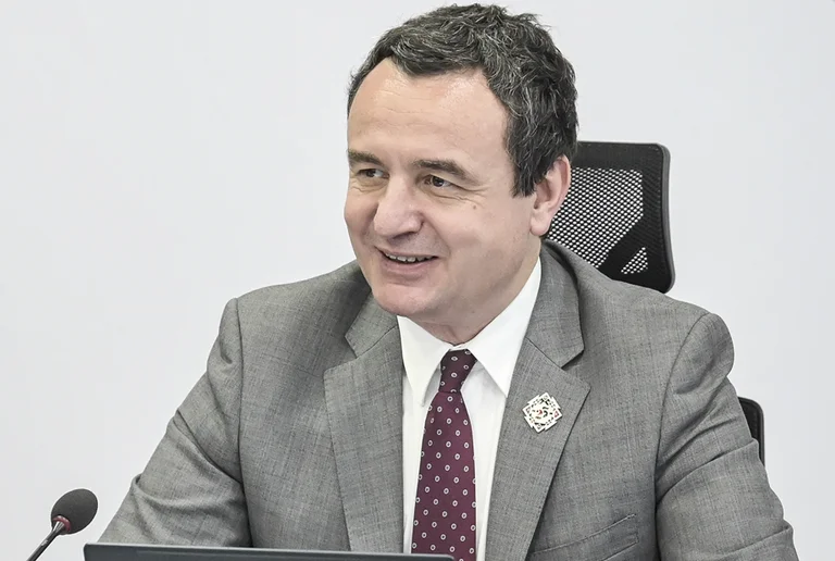 Kurti lodhet me pozitën, i përmend prapë zgjedhjet: Opozita s’mund t’i shtyjë pafundësisht