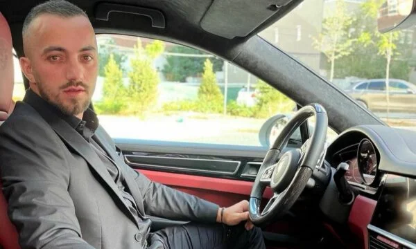 Murió anoche en Pristina, el viernes Gashi fue liberado de prisión hace unos días.