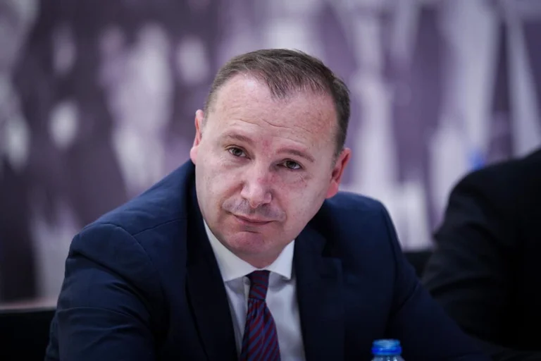 Zemaj: Përmes Asociacionit Vuçiqi do ta kërkoj federalizmin e Kosovës – Kurti ra në agjendën e tij