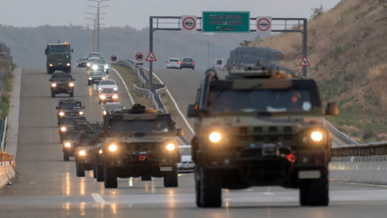 Italian KFOR troops deployed in Kosovo, say willing to react to any development