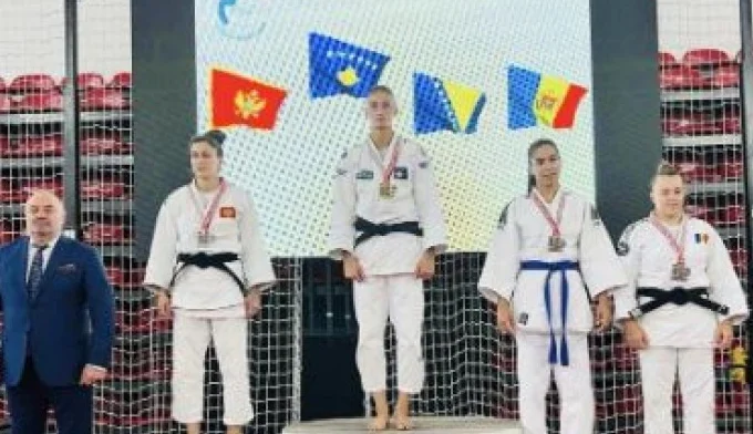 Kosovo's Himmni is intured at the gym HINA in eastern Sarajevo