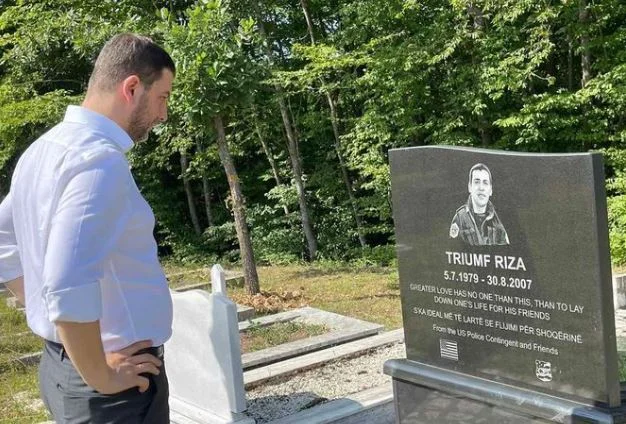 Krasniqi erinnert sich an Risa an ihren Todestag: Wir werden dich nie vergessen, liebe Freundin