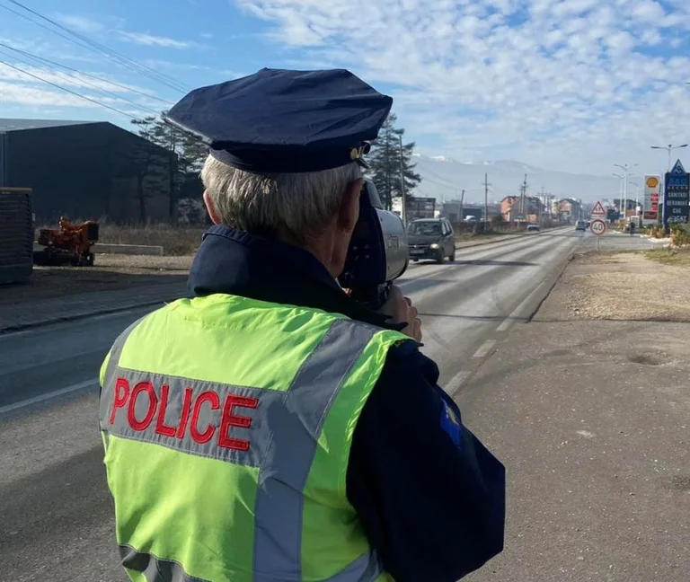 Për një javë, policia në Ferizaj shqiptoi mbi 1 mijë gjoba