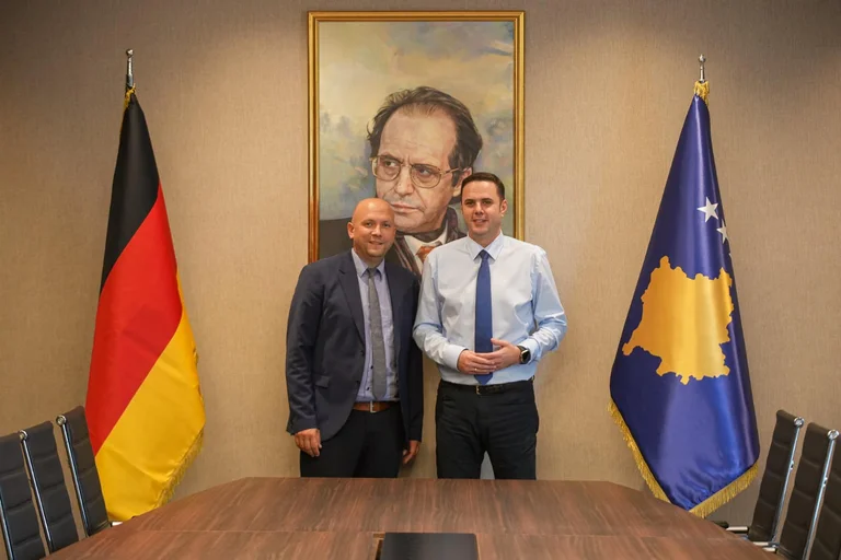 Obadiah lors d'une réunion avec Sarrazza: Le gouvernement sortant s'acquitte des obligations finales