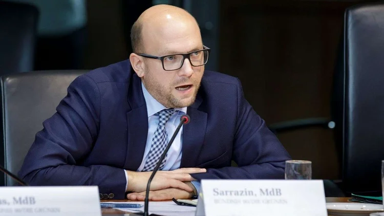 Sarrazin domani per la visita ufficiale in Kosovo