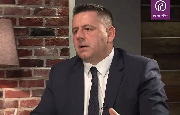 Berisha: Albin, Vjosa, Lumir hanno in comune. - KLAámism