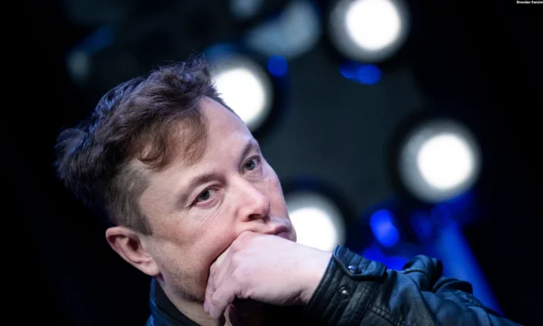 Elon Musk i kërkon Macron të shpjegojë arsyet e arrestimit të kreut të ‘Telegram’