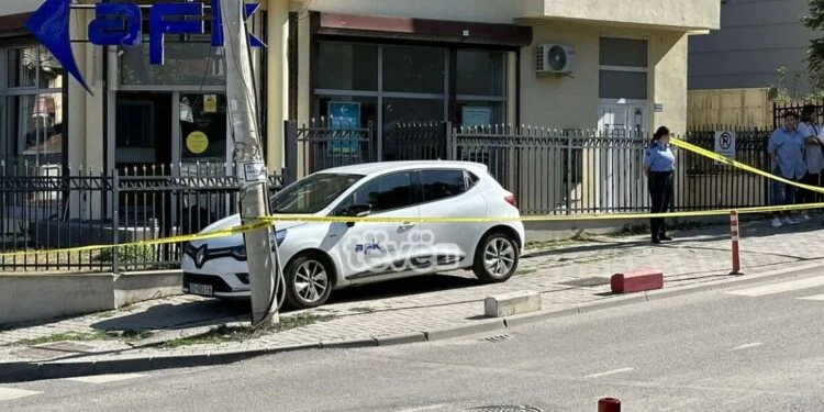 Gun robbery a financial institution in Pristina