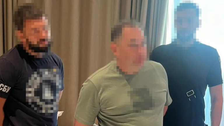 Ottenere $500.000 in tangenti, Ucraina arresta vice ministro dell'energia