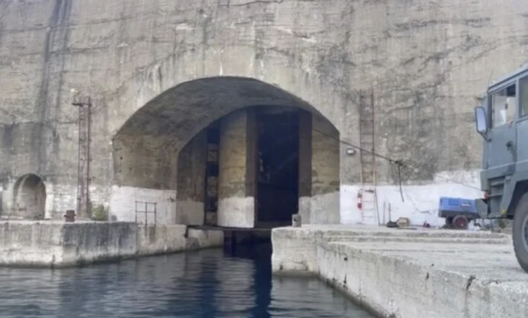 The mystery of the Porto Palermo tunnel in Albania, what is behind the bunker door that opened after 32 years