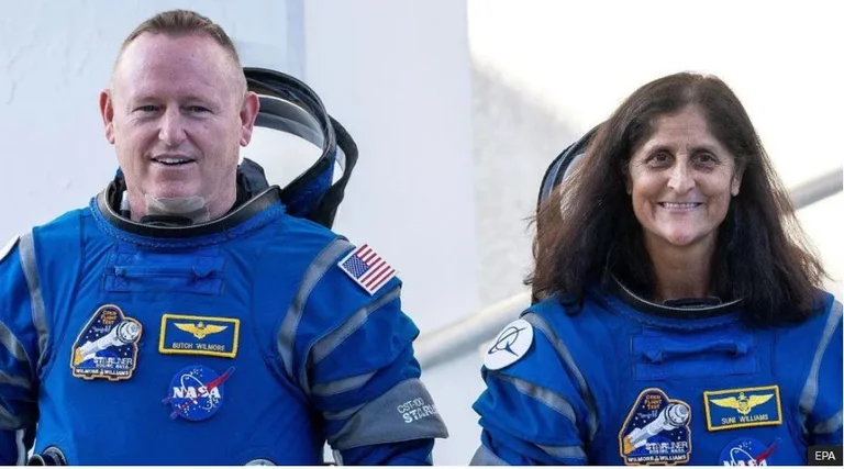 Die beiden Astronauten gingen acht Tage lang in den Weltraum. Sie könnten bis 2025 stecken.