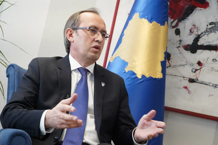 Hoti uron Blinken: Kosova është e përkushtuar që të punojë ngushtë me ju