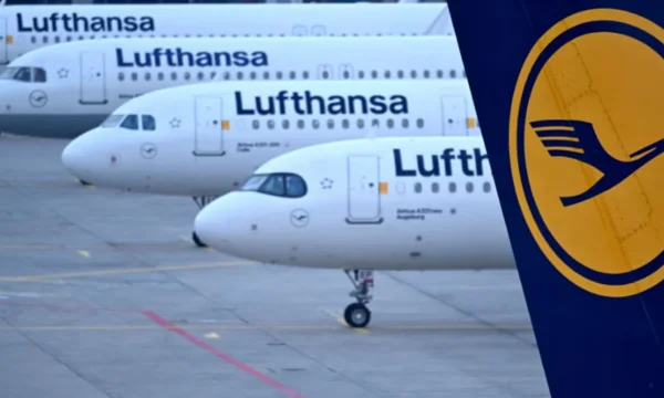 Lufthansa suspends flights to Middle East for security reasons