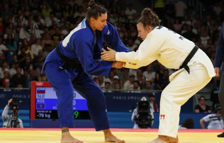 Loriana Kuka teaches her next opponent