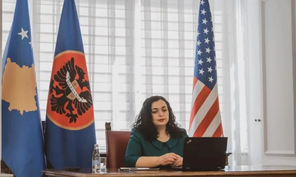 Vjosa Osmani para seancës: Ditë e bardhë sot