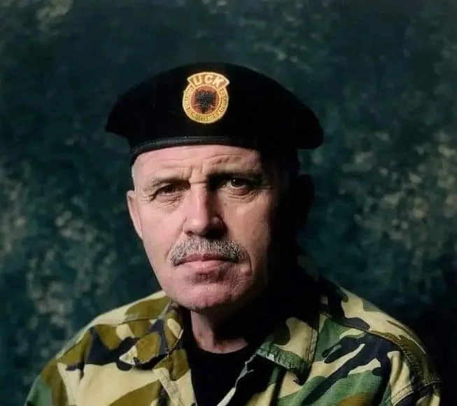 El ex militar muere. KLA, Naser Shoshel