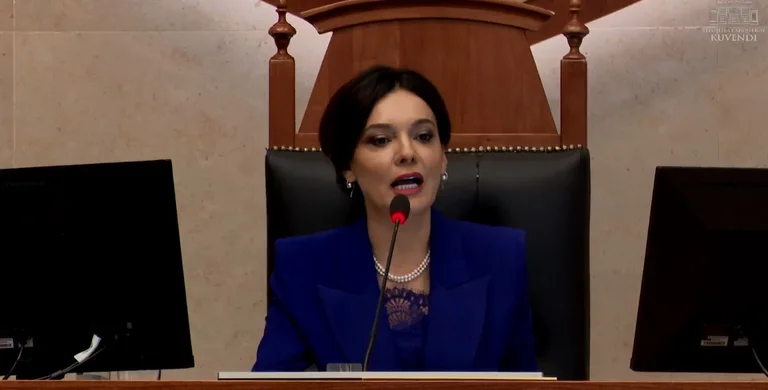 Elisa Spiropali, nuovo presidente del Parlamento albanese