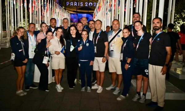 Avant de retourner au Kosovo, Osmani rencontre des athlètes participant au “Paris 2024” Jeux olympiques