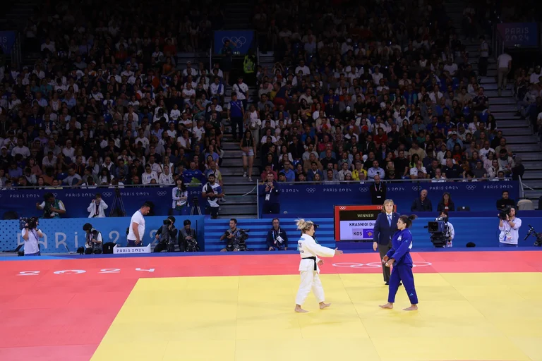 A quest'ora Distria Krasniqi affronta la giungla italiana per le semifinali dei Giochi Olimpici